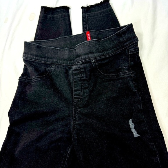 Spanx Jeans Black Distressed S - Picture 8 of 9